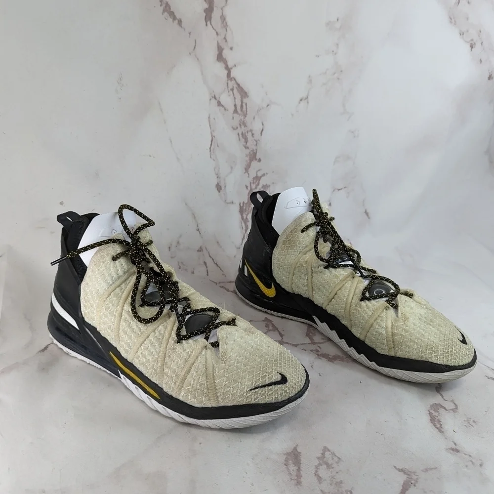 Nike LeBron 18 Lakers Home Mens 14 CQ9283-100 Amarillo Gold White Sneaker Shoe